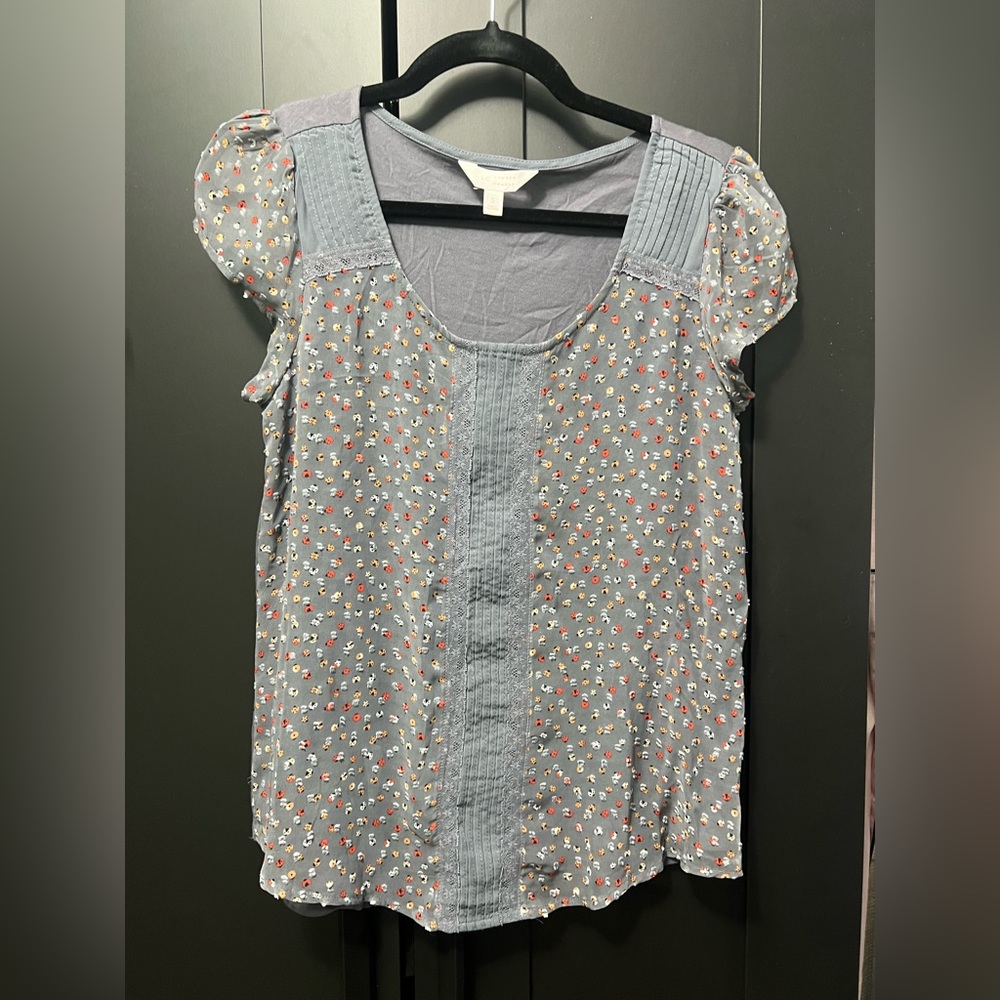 Lauren Conrad. Ladybug lace trim blouse. Size S EUC!